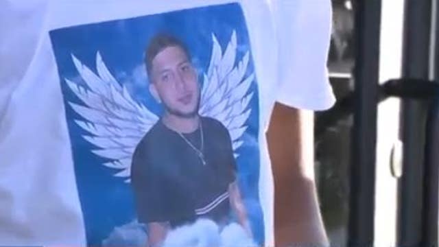 Derek Diaz's family holds vigil after Orlando police shooting: 'Why isn’t he here with us?'