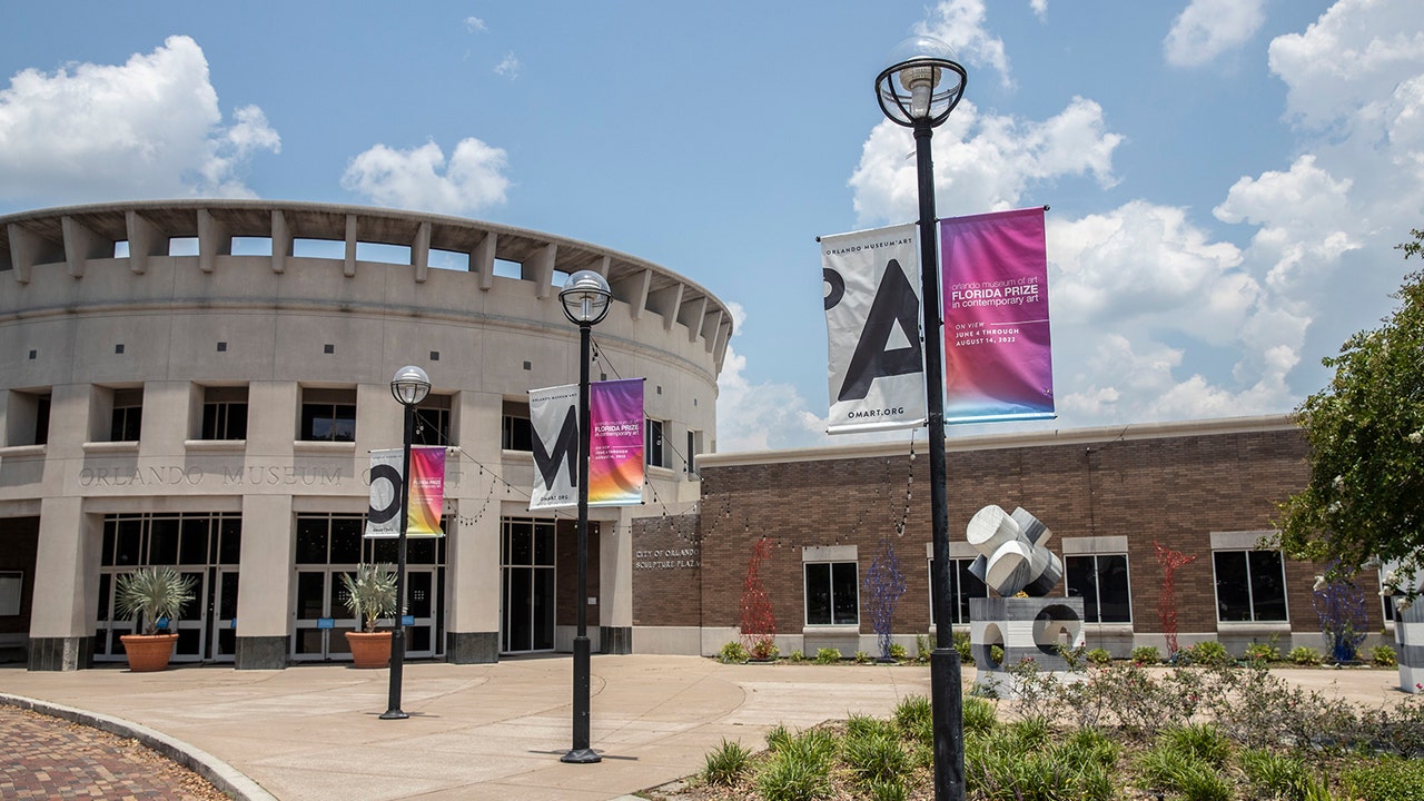 Ex-CEO slaps Orlando Museum of Art with countersuit in wake of fake Basquiat scandal: 'The fall guy' - Vimarsana News