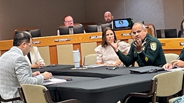 Using artificial intelligence to find guns at schools? One Florida district wants to test it out