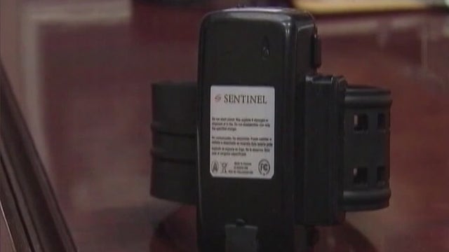 Father outraged over suspect who removed GPS monitor weeks before shooting Orlando police officers