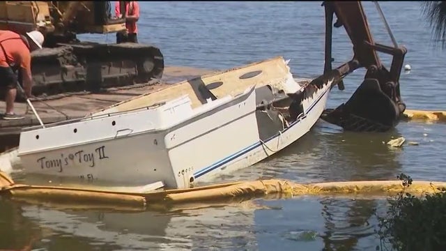 Dozens of broken-down, abandoned boats being removed from Indian River Lagoon