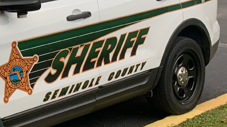 Seminole County detention deputy arrested for stealing inmates cash
