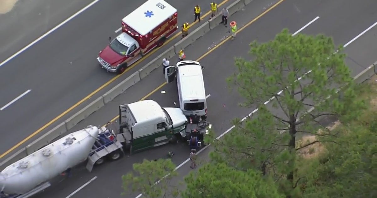 Crash causes major delays on Florida Turnpike in Clermont, troopers say ...