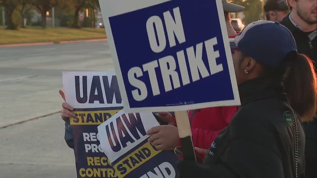 UAW members, Bernie Sanders plan to attend strike solidarity rally in Downtown Detroit - Vimarsana News