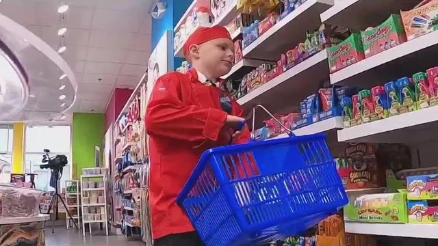 Make-a-Wish cancer survivor gets candy shopping spree at It’Sugar