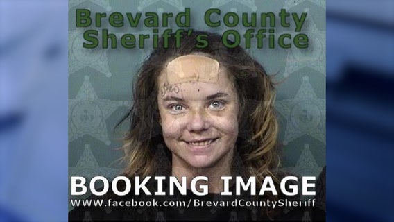 25-year-old Florida woman arrested for beating up her mom and stealing her car, police say