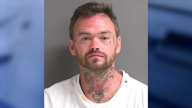 Person punched in face, then carjacked at Apopka gas station, police say