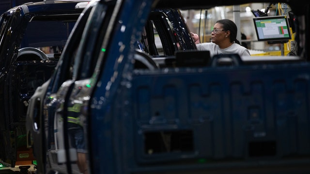 Here's how many autoworkers have been laid off by Detroit's Big Three due to UAW strike