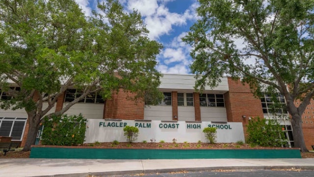 15-year-old Florida student arrested for threatening students with fake gun in school 'prank': deputies