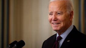 Biden’s Minnesota trip serves as a show of political force against primary challenger Dean Phillips