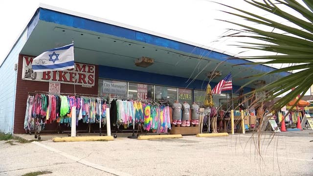 Israeli business owner in Florida speaks after several Jewish establishments tagged with antisemitic graffiti
