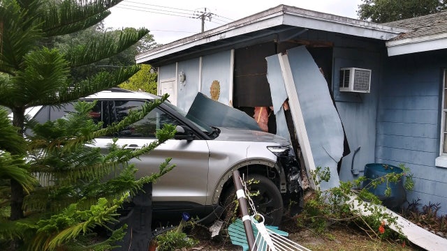Driver dies after medical episode causes crash into Sanford home, police say
