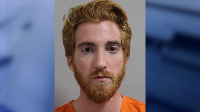 Florida pest, lawn worker exposes self to 2 customers while on the job, claims zipper was broken: deputies