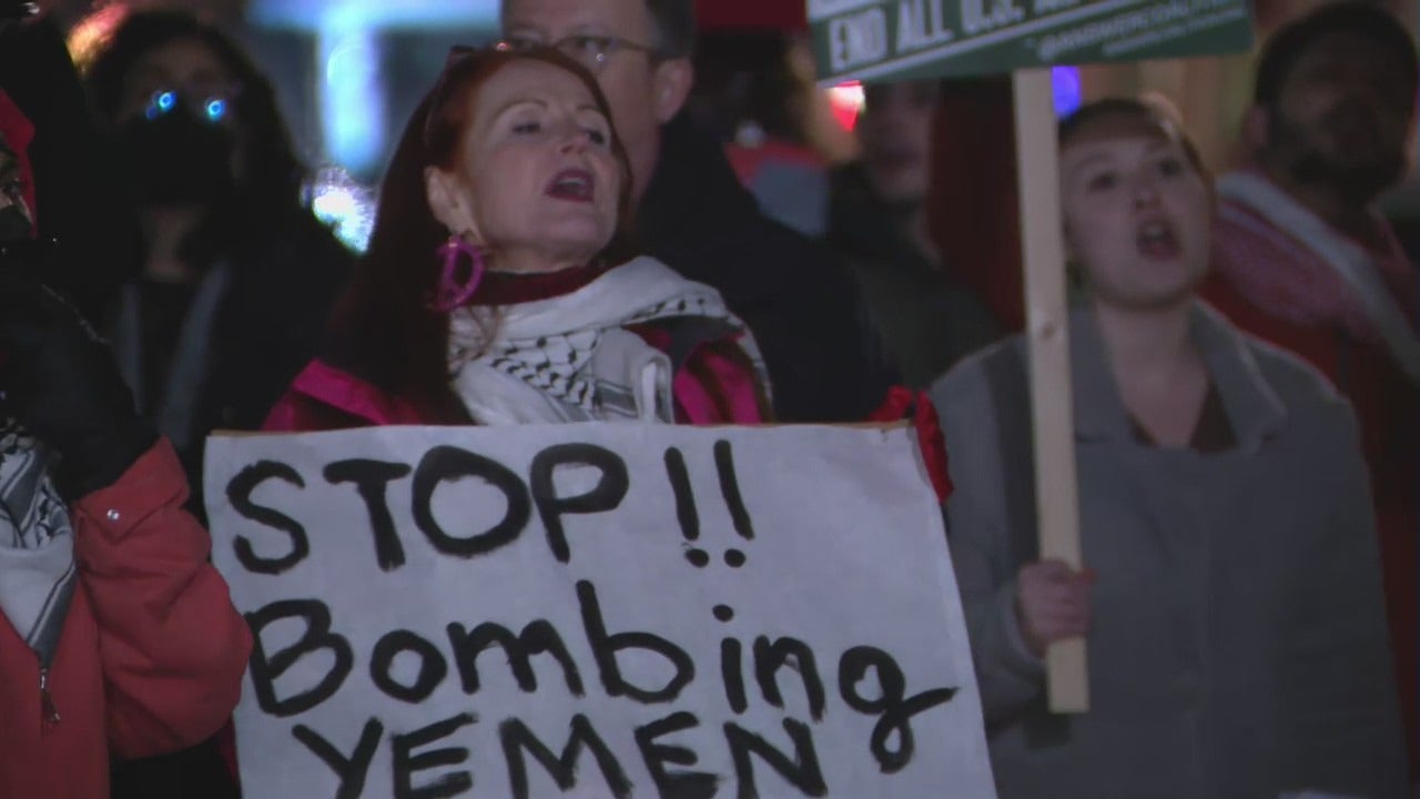 Demonstrators protest US bombing Yemen outside White House - Vimarsana News