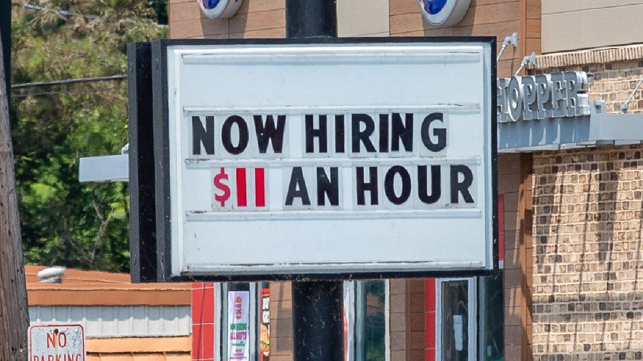 Minimum wage in Florida goes up again in 2024
