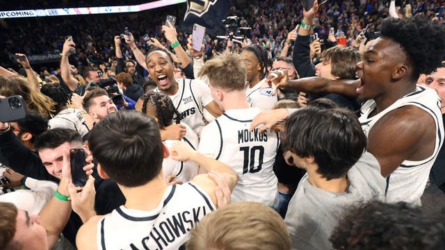 UCF erases 16-point deficit to defeat No. 3 Kansas 65-60