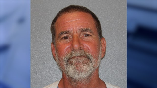 Florida man accused of punching another man in the face, stealing pint of vodka from woman