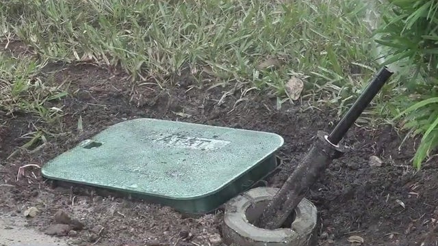 Orlando homeowner says yard was left a mess after company installed fiber optic lines: 'This is not fair'