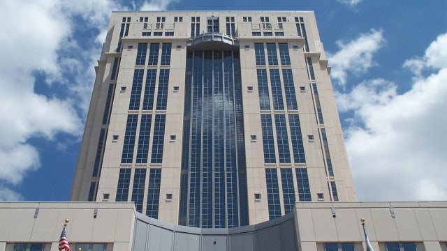 Couples invited to say 'I do' at special Valentine's Day ceremony at Orange County Courthouse