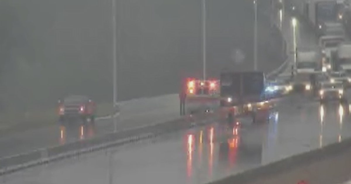 Turnpike lanes near Clermont reopen after patrol car crash | FOX 35 Orlando