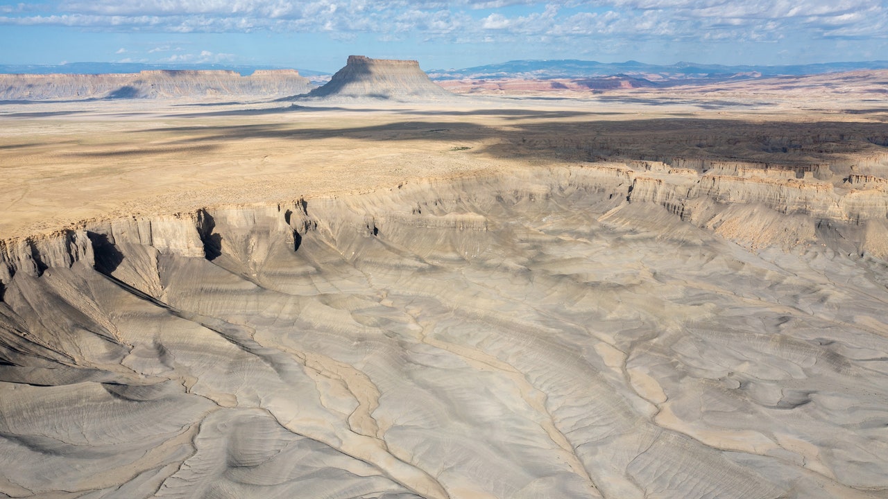 Teen taking pictures at Utah canyon plummets to his death: 'Loved by many' - Vimarsana News