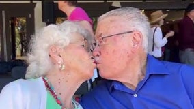 Couples married for decades renew vows at Brevard Zoo on Valentine’s Day