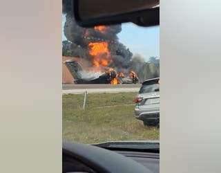 Plane crash Naples, Florida: Small plane collides with vehicle on I-75