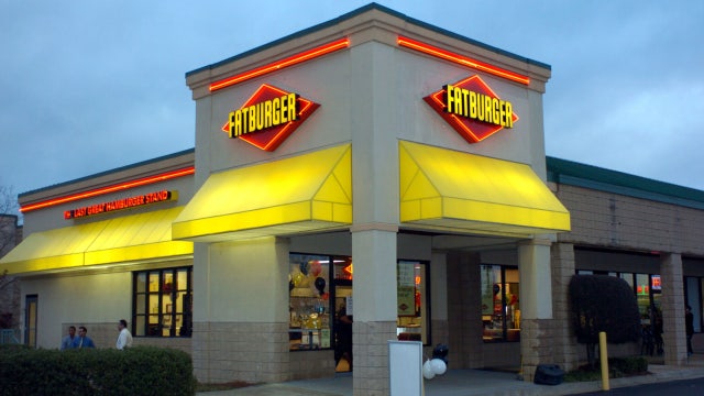 Popular California-based burger chain opens first Central Florida location