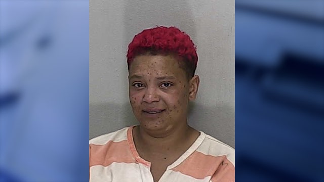 Florida woman allegedly smacks mom in the face with grits