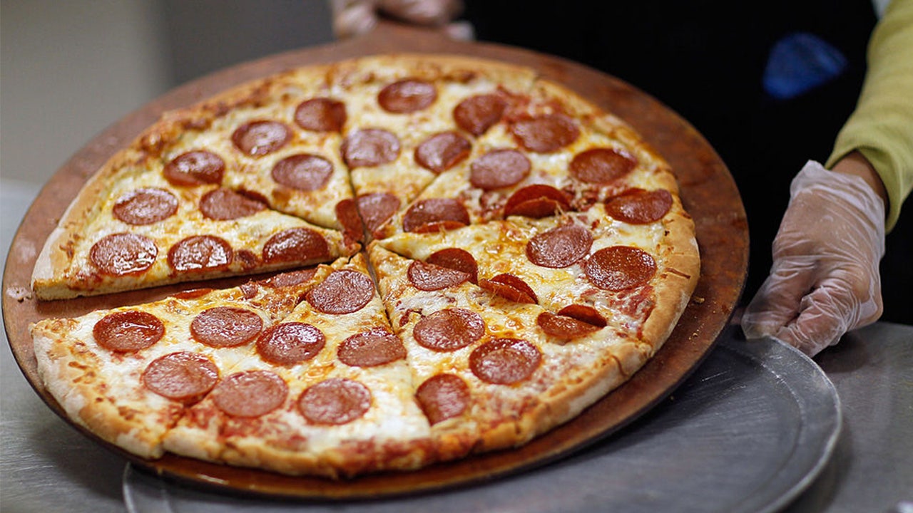 National Pi Day 2024: Pizza deals to celebrate 3.14 - Vimarsana News