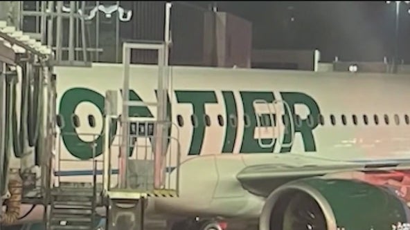 Frontier Airlines flight headed to Orlando evacuated due to strong odor, 1 hurt