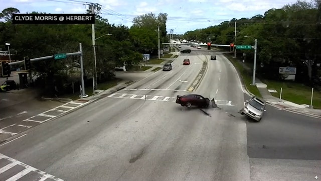 Drivers walk away from shocking crash in Port Orange: 'Could have turned for the worse'