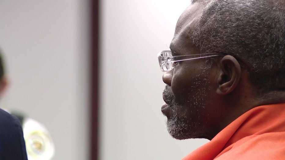 Abron Scott begged victim's daughter for forgiveness in a Tampa courtroom.
