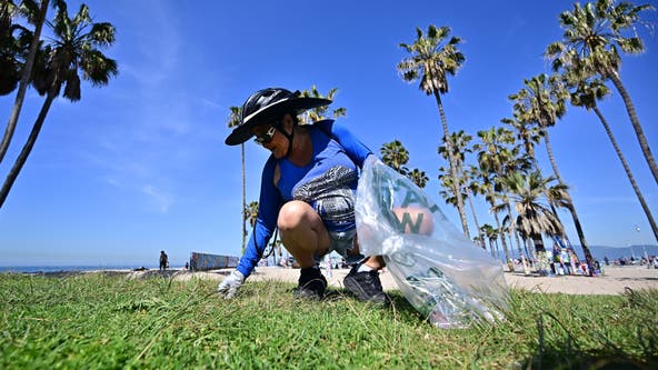 Earth Day: Get paid $1,000 for collecting trash in a natural area