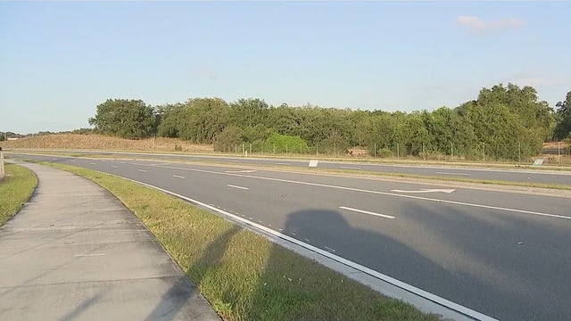 Driver hits 3 cyclists in Winter Garden, leaving 1 critically injured