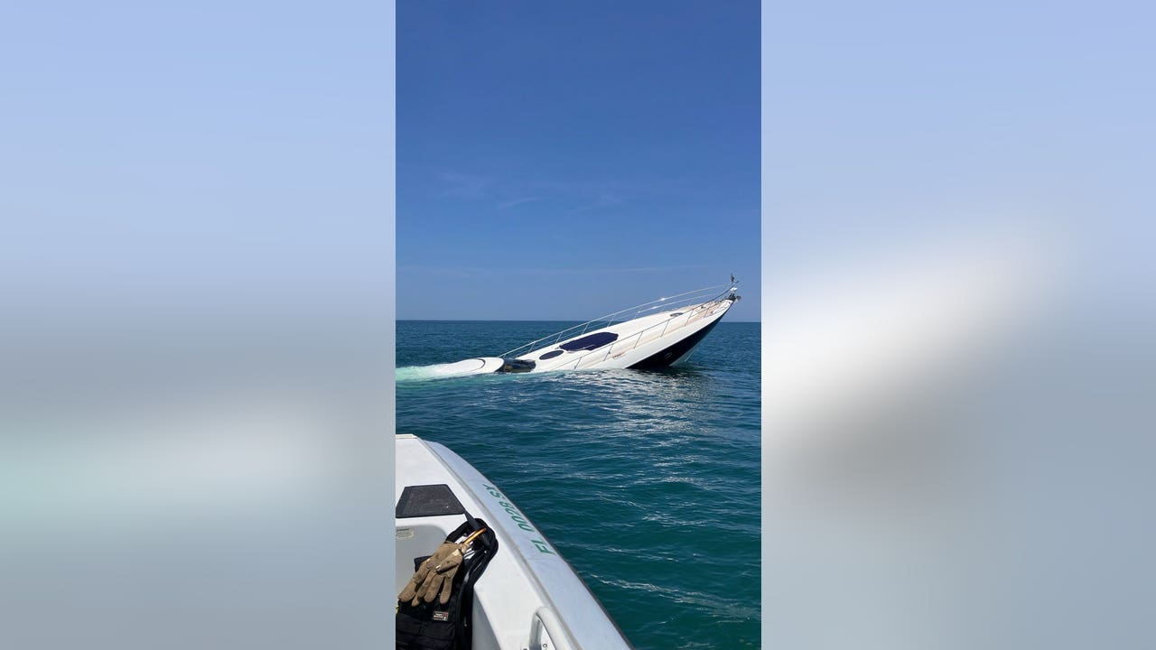 2 rescued after 80-foot yacht starts to sink off Florida coast, U.S. Coast Guard - Vimarsana News