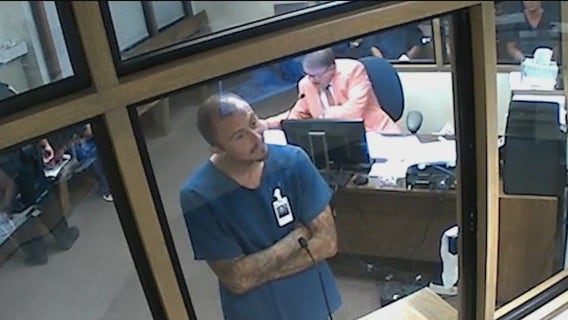 Man accused of coming at kids with screwdriver at Florida bus stop, police say