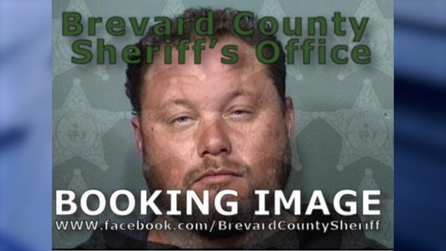 Florida man shoves woman in trunk, beats her with 'brass knuckle' knife, then leaves her in woods: affidavit