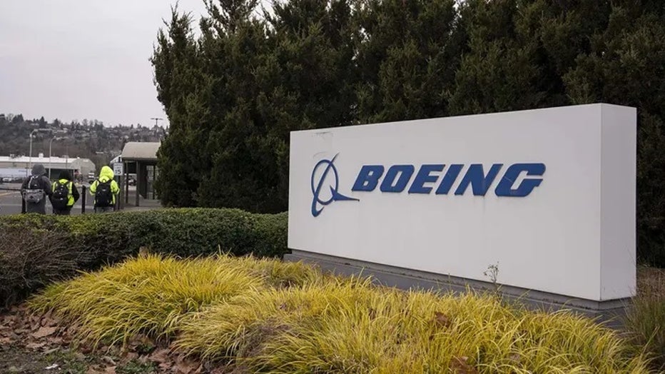 image of boeing sign