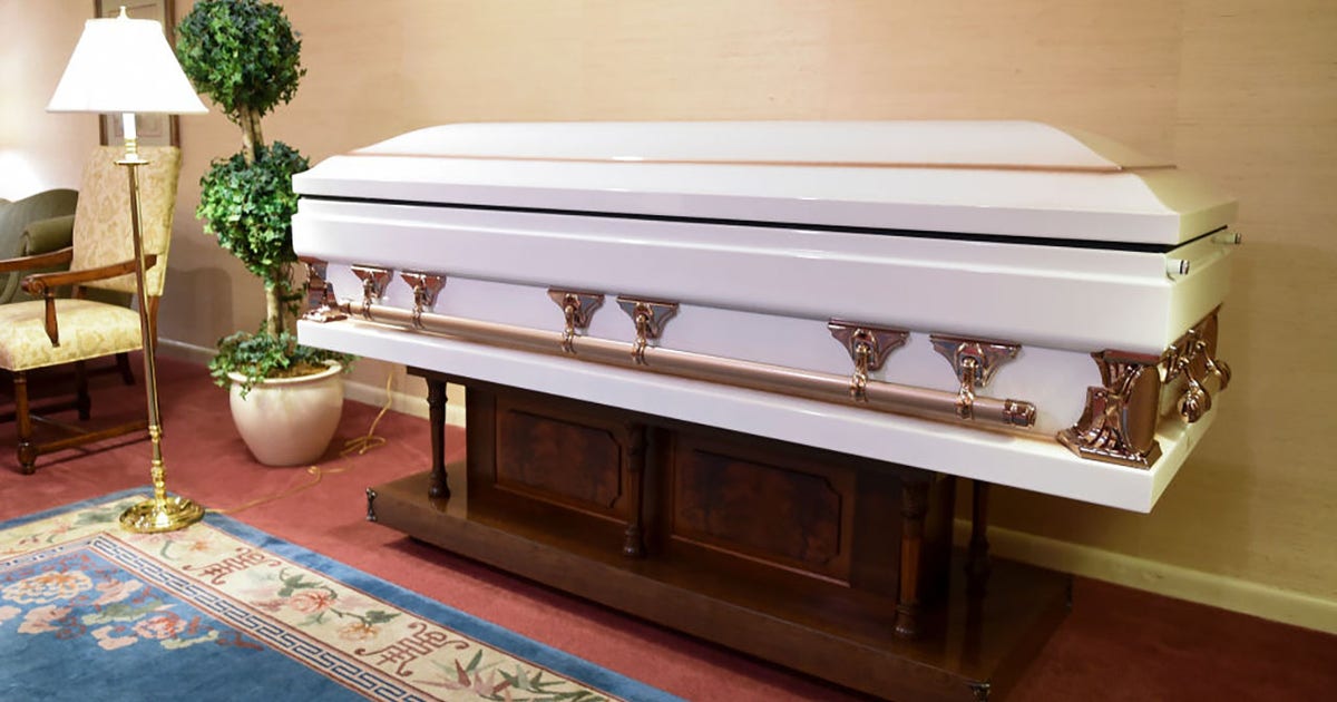 Woman believed dead found alive at Nebraska funeral home | FOX 35 Orlando
