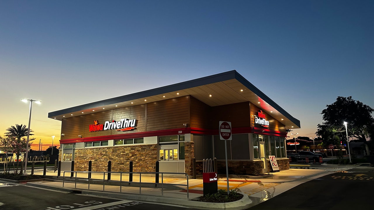 Florida's first drive-thru-only Wawa now open