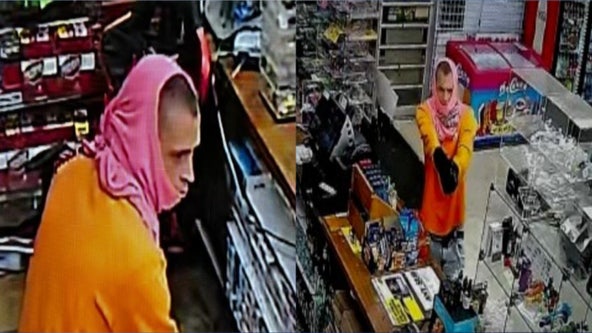 Leesburg police release new photos of armed suspect accused of killing store owner