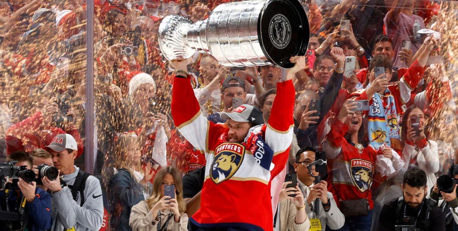 Panthers win their 1st Stanley Cup, top Oilers 2-1 in Game 7