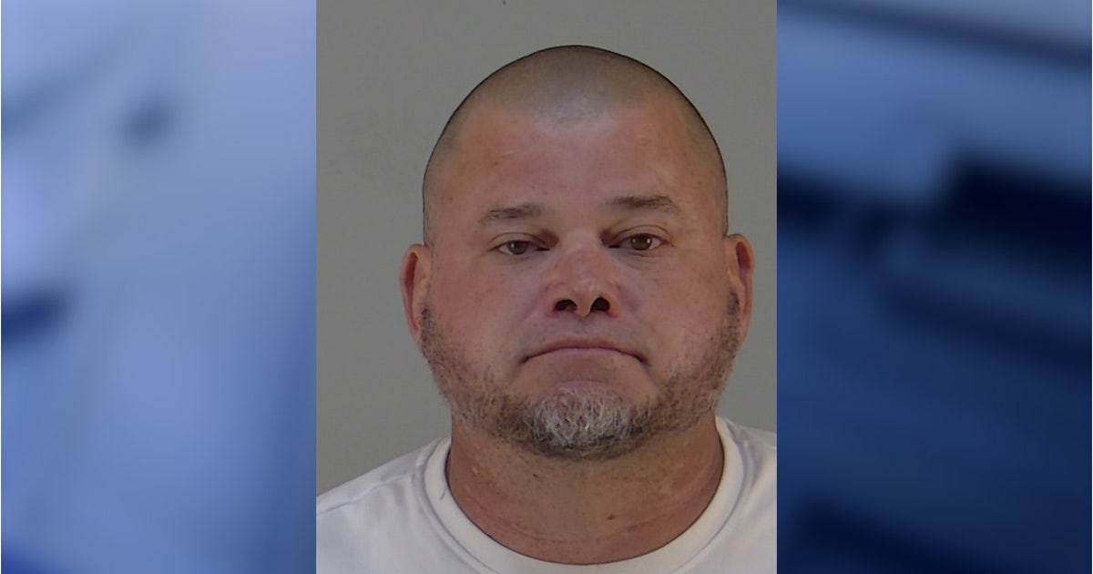 Florida man accused of breaking into dead neighbor's house | FOX 35 Orlando