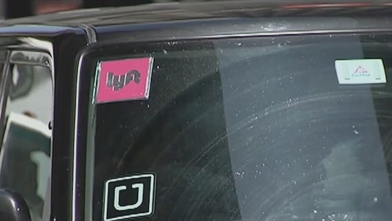 Florida woman's traffic stop raises questions about patrol car displaying Lyft decal: 'That's deceitful'