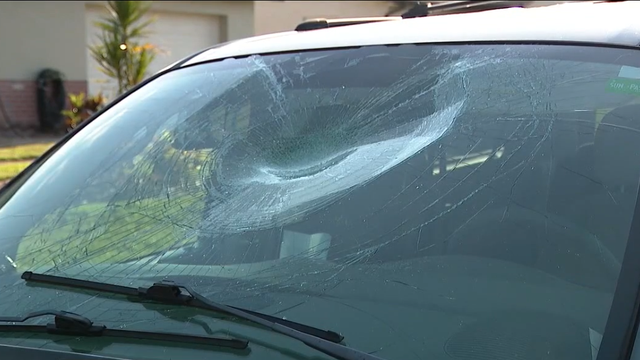 'It's scary': Melbourne police investigating car vandalisms across city that left windshields shattered