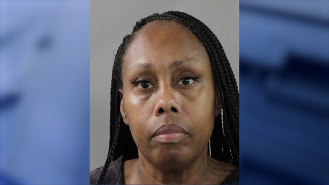 Florida corrections officer accused of using bogus handicap permit at Publix
