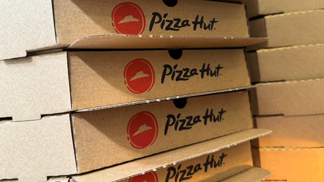 This Pizza Hut box can transform into a table and it's available in Orlando
