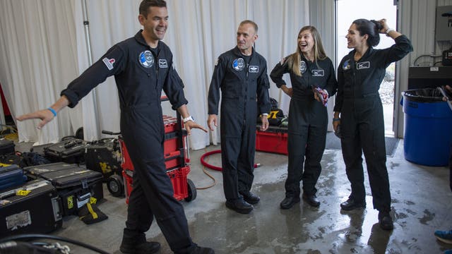 Polaris Dawn: 4 astronauts set to launch on Falcon 9 rocket early Tuesday morning from Florida