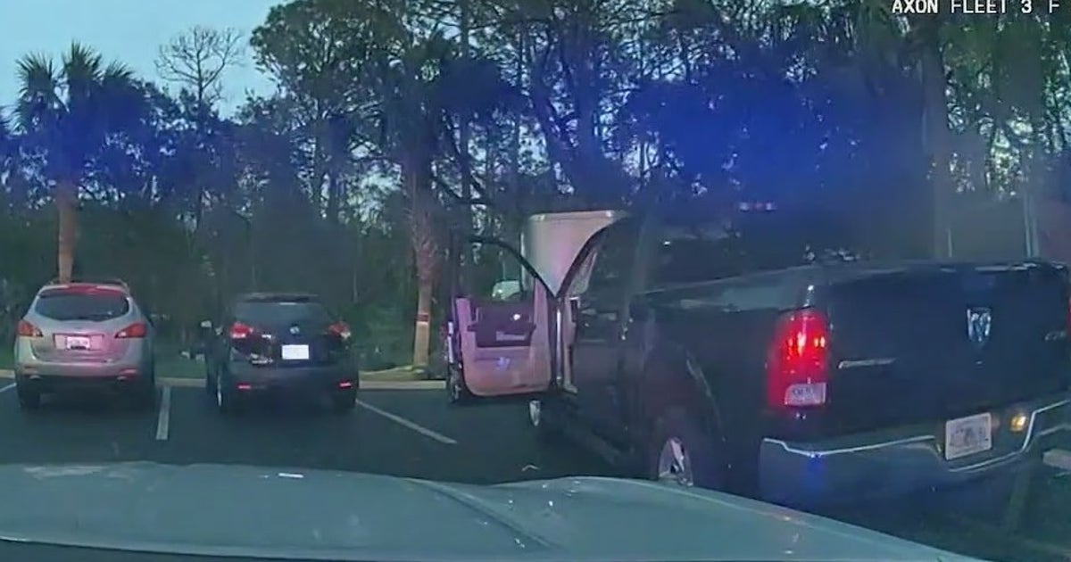 Convicted felon arrested in Flagler County after almost hitting deputy ...